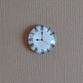 Pendule sous globe en verre