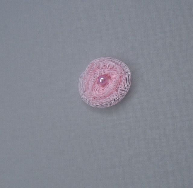 Fleur en tule rose