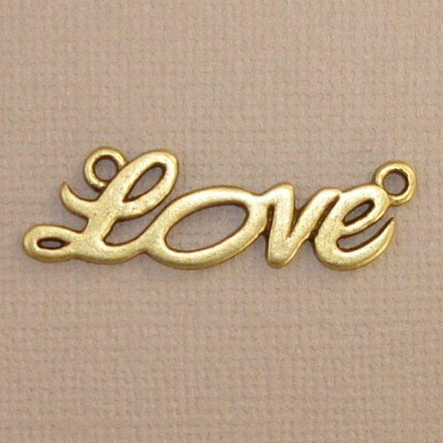 Breloque mot "LOVE"